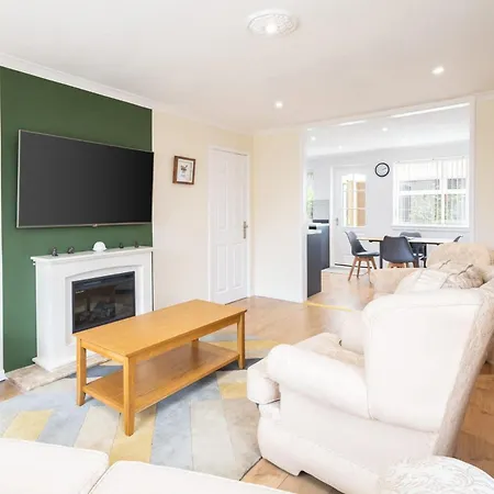 Host & - Farthings Holiday home